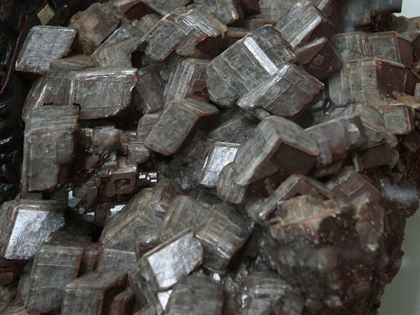 鎢礦球磨機(jī)好在哪？