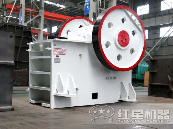1215廢鋼鄂式破碎機多少錢一臺？預(yù)期產(chǎn)值可達多少噸？