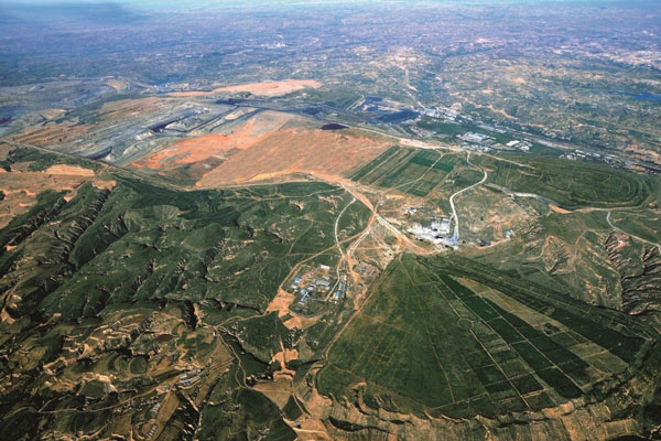 推動(dòng)綠色礦山建設(shè)，紅星破碎機(jī)廠家鼎力相助