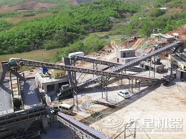 能把石塊破碎成石子的打石機(jī)多少錢？怎么配置？