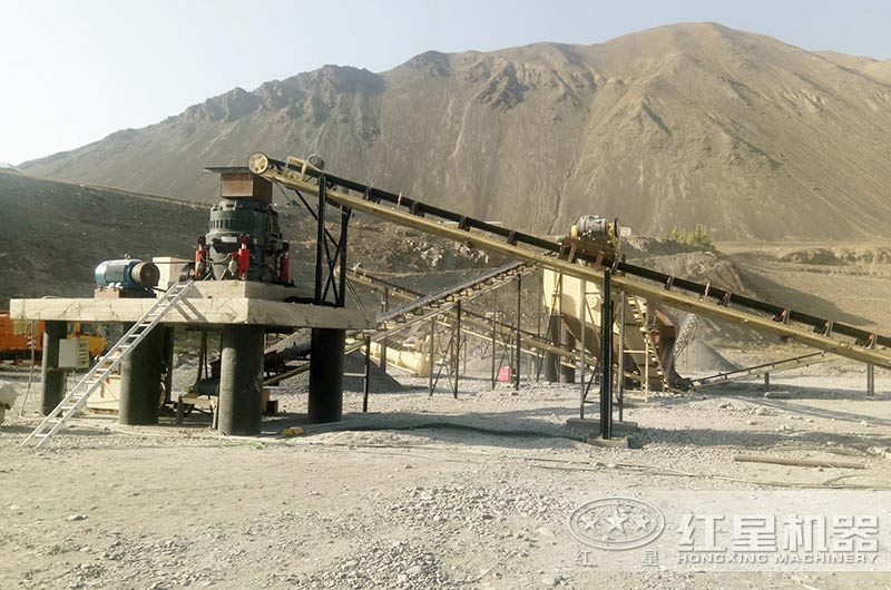 中型碎石機(jī)多少錢一臺(tái)，一天能碎多少石頭？