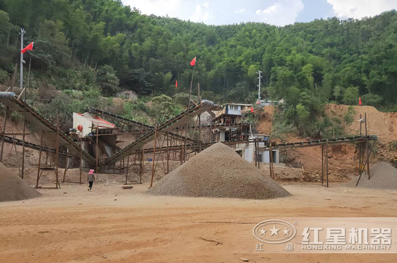 15萬預(yù)算，能買到哪種河卵石及建筑廢料用多功能破碎機(jī)？