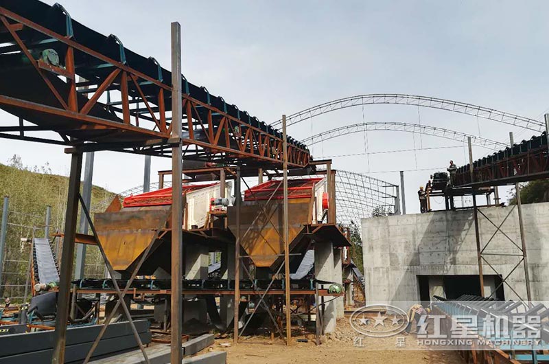 一噸原石出多少噸12、13石子？都需要哪些石子碎石機(jī)設(shè)備？